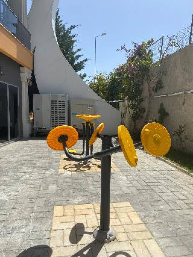 Desportos y Entretenimento