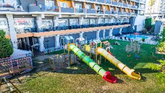 Desportos y Entretenimento
