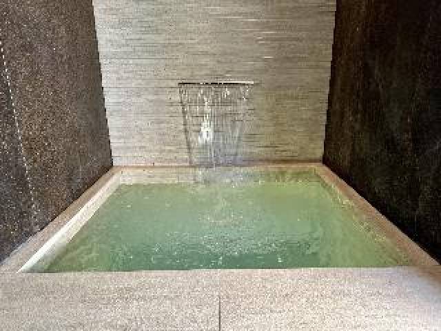 Desportos y Entretenimento