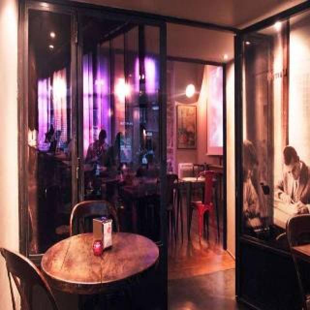 Bar