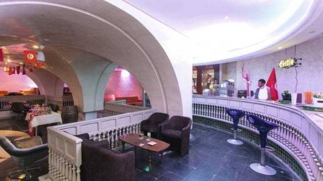 Bar