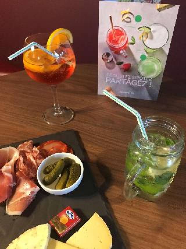 Bar