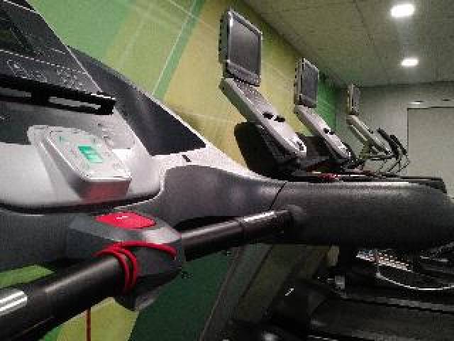 Desportos y Entretenimento