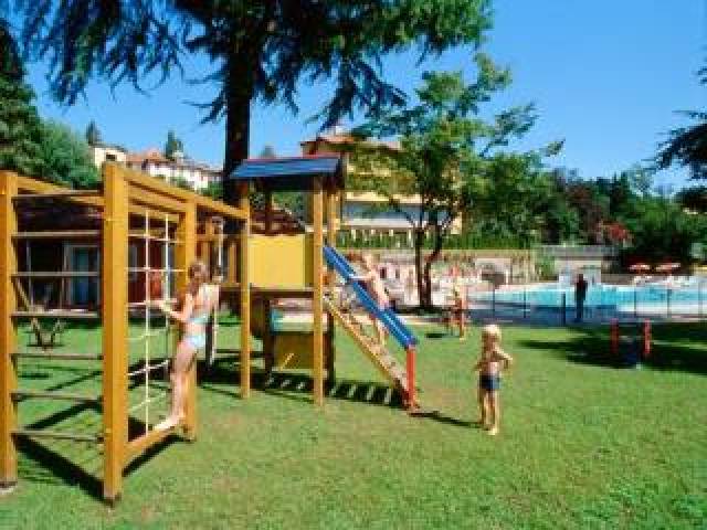 Desportos y Entretenimento