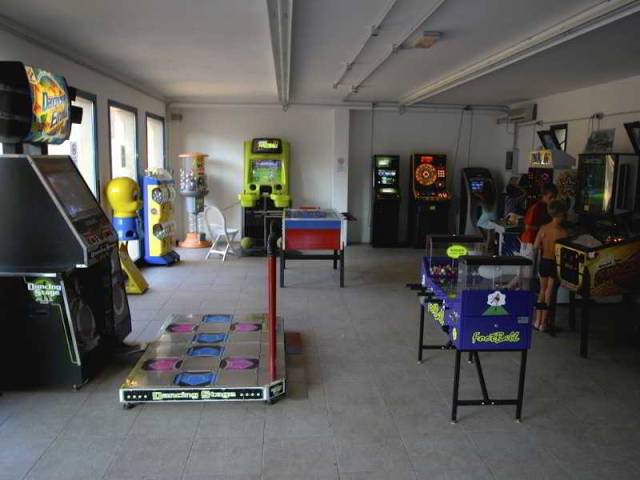 Desportos y Entretenimento