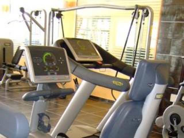 Desportos y Entretenimento