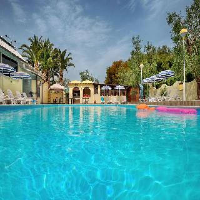 Piscina
