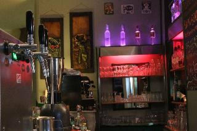 Bar