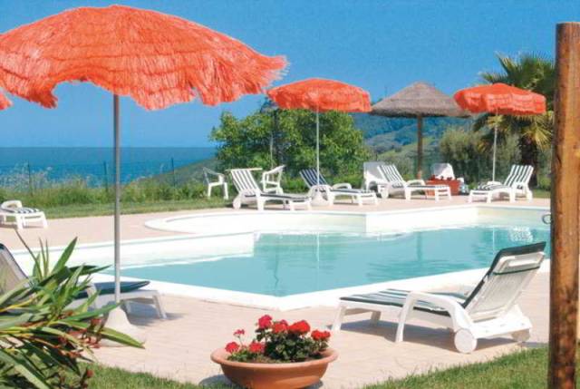 Piscina
