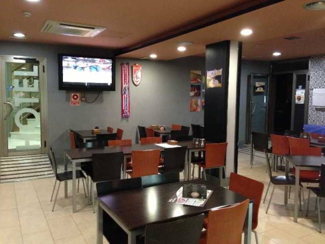 Bar