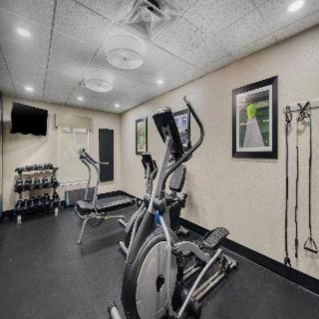 Desportos y Entretenimento