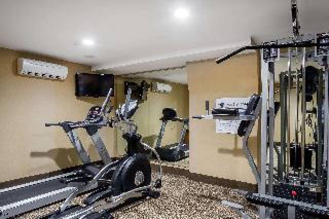 Desportos y Entretenimento