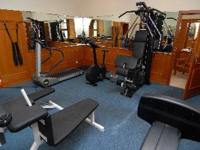 Desportos y Entretenimento
