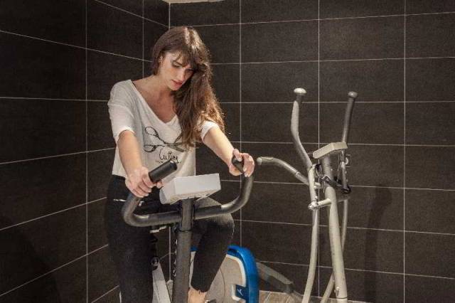Desportos y Entretenimento