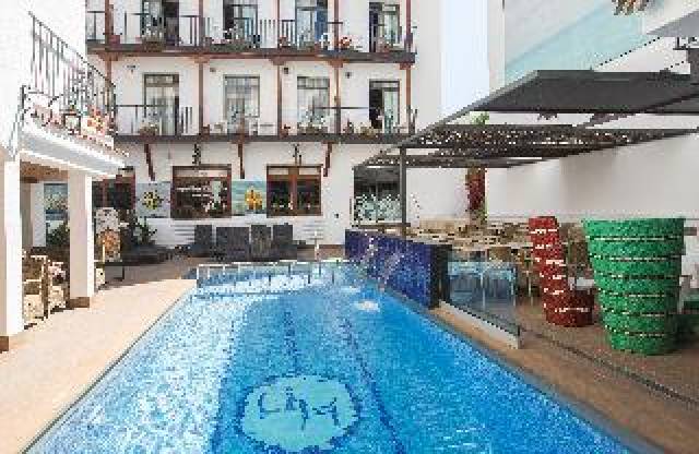 Piscina