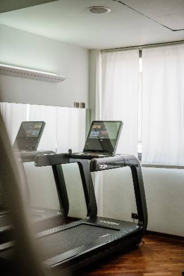 Desportos y Entretenimento