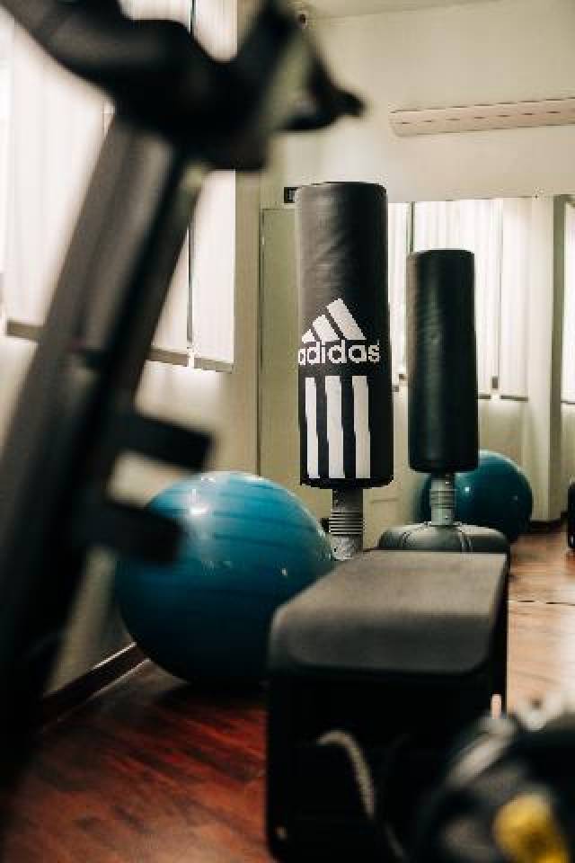Desportos y Entretenimento