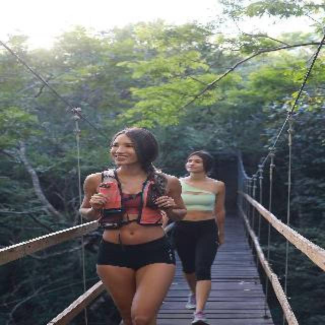 Desportos y Entretenimento