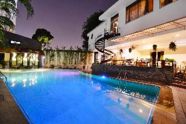 Piscina