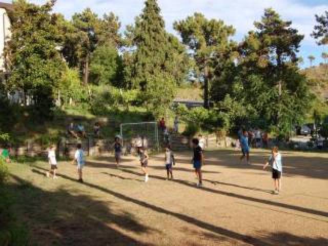 Desportos y Entretenimento