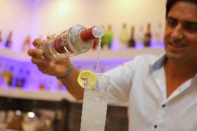 Bar