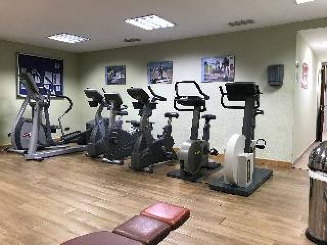 Desportos y Entretenimento