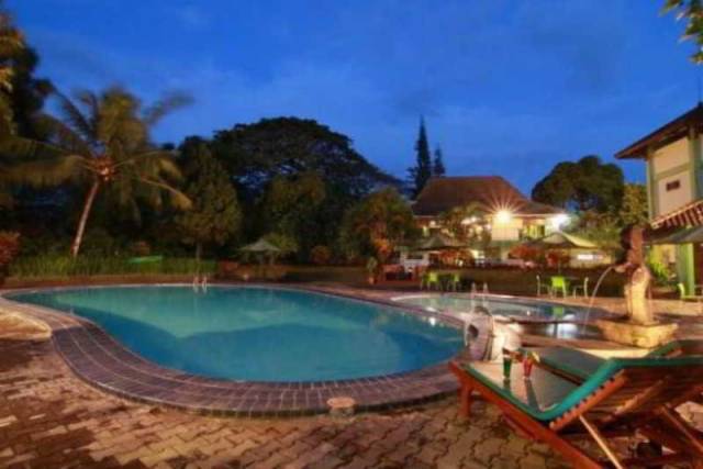Piscina