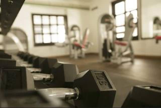 Desportos y Entretenimento