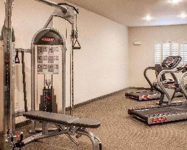 Desportos y Entretenimento