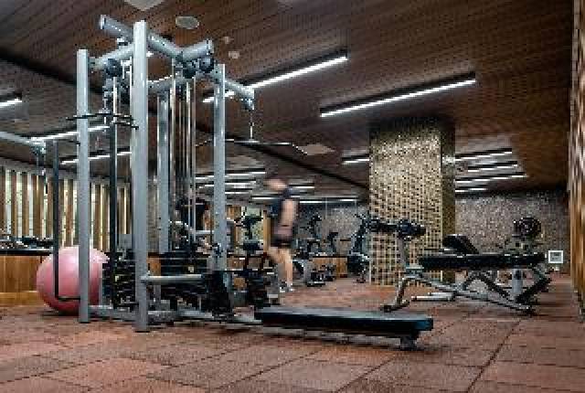 Desportos y Entretenimento