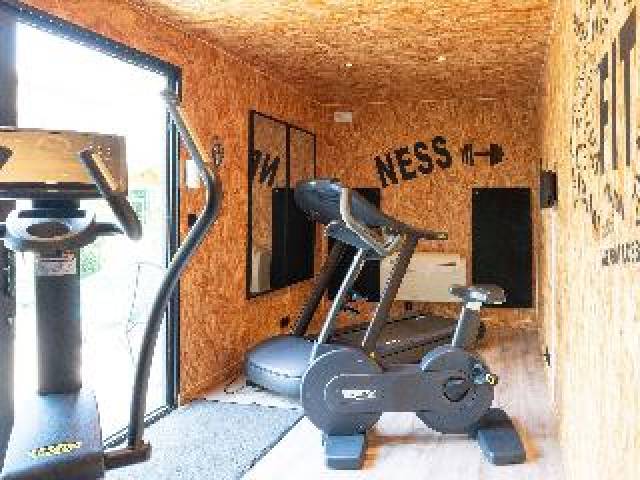 Desportos y Entretenimento