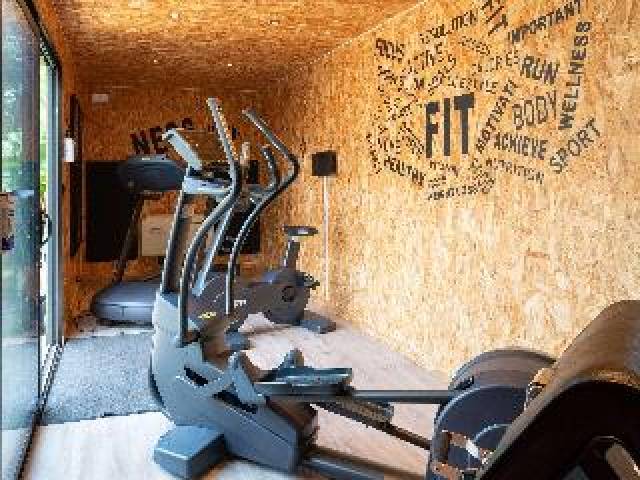 Desportos y Entretenimento
