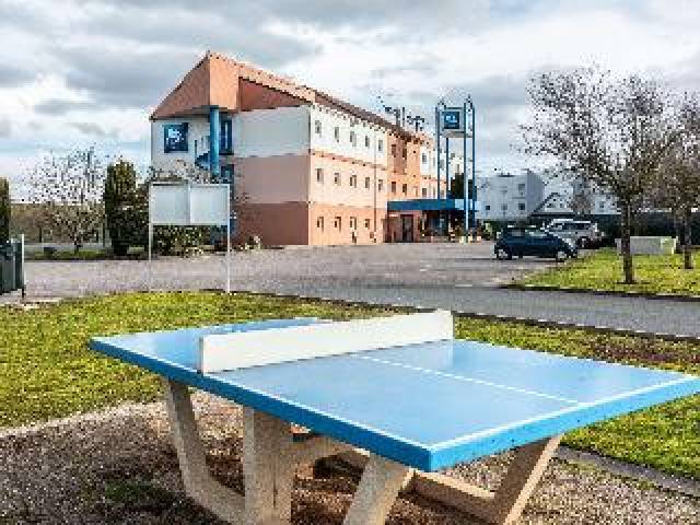 Desportos y Entretenimento