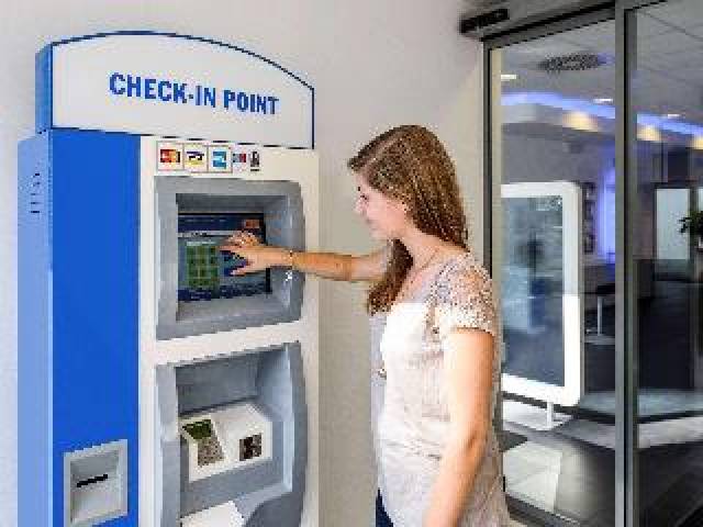 Desportos y Entretenimento