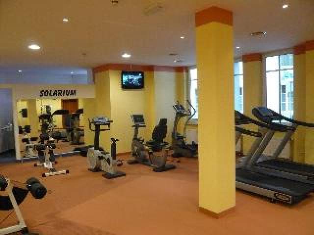 Desportos y Entretenimento