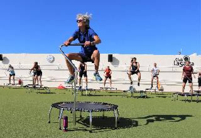 Desportos y Entretenimento