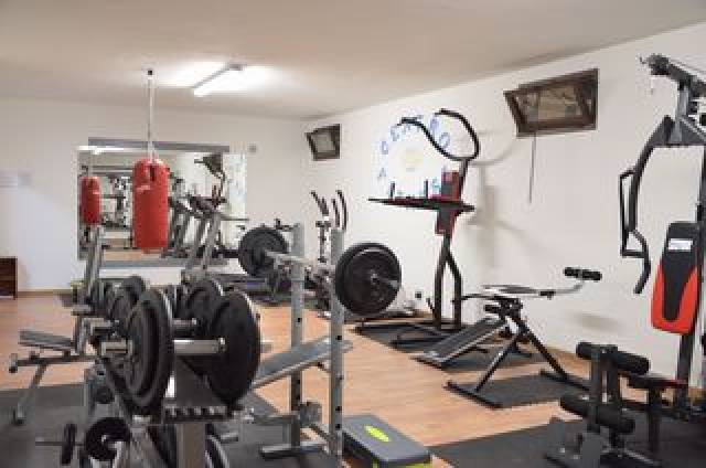 Desportos y Entretenimento