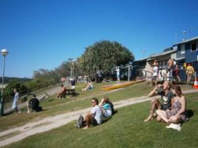 Desportos y Entretenimento