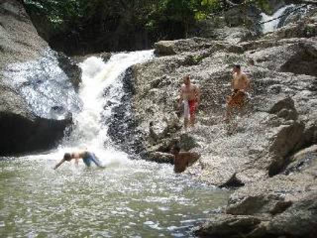 Desportos y Entretenimento