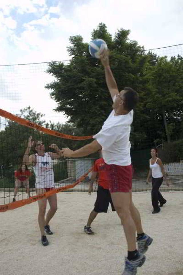 Desportos y Entretenimento