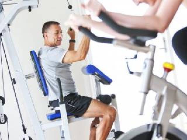 Desportos y Entretenimento