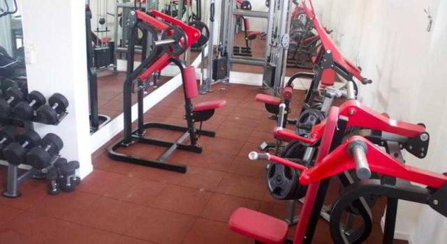 Desportos y Entretenimento