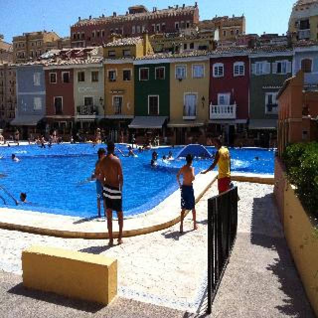Piscina