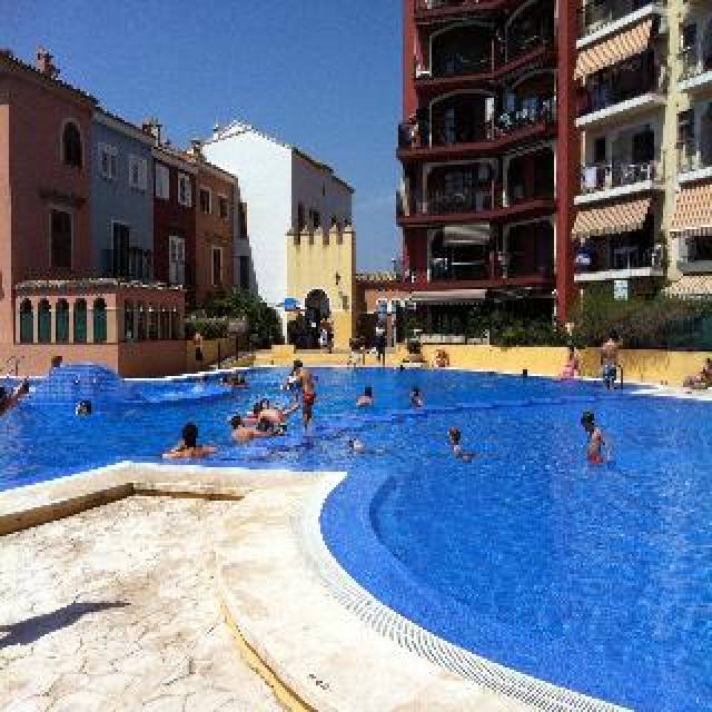 Piscina