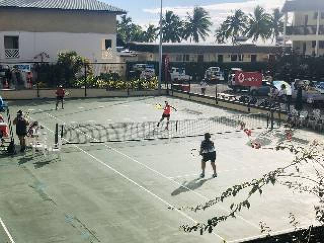 Desportos y Entretenimento