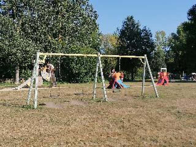 Desportos y Entretenimento