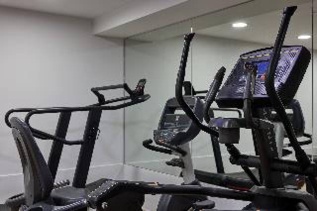 Desportos y Entretenimento