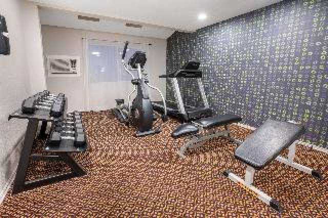 Desportos y Entretenimento