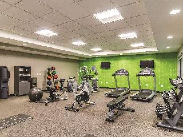 Desportos y Entretenimento