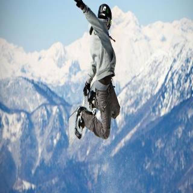 Desportos y Entretenimento